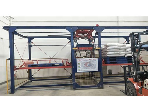 如何选择合适的托盘库式码垛机